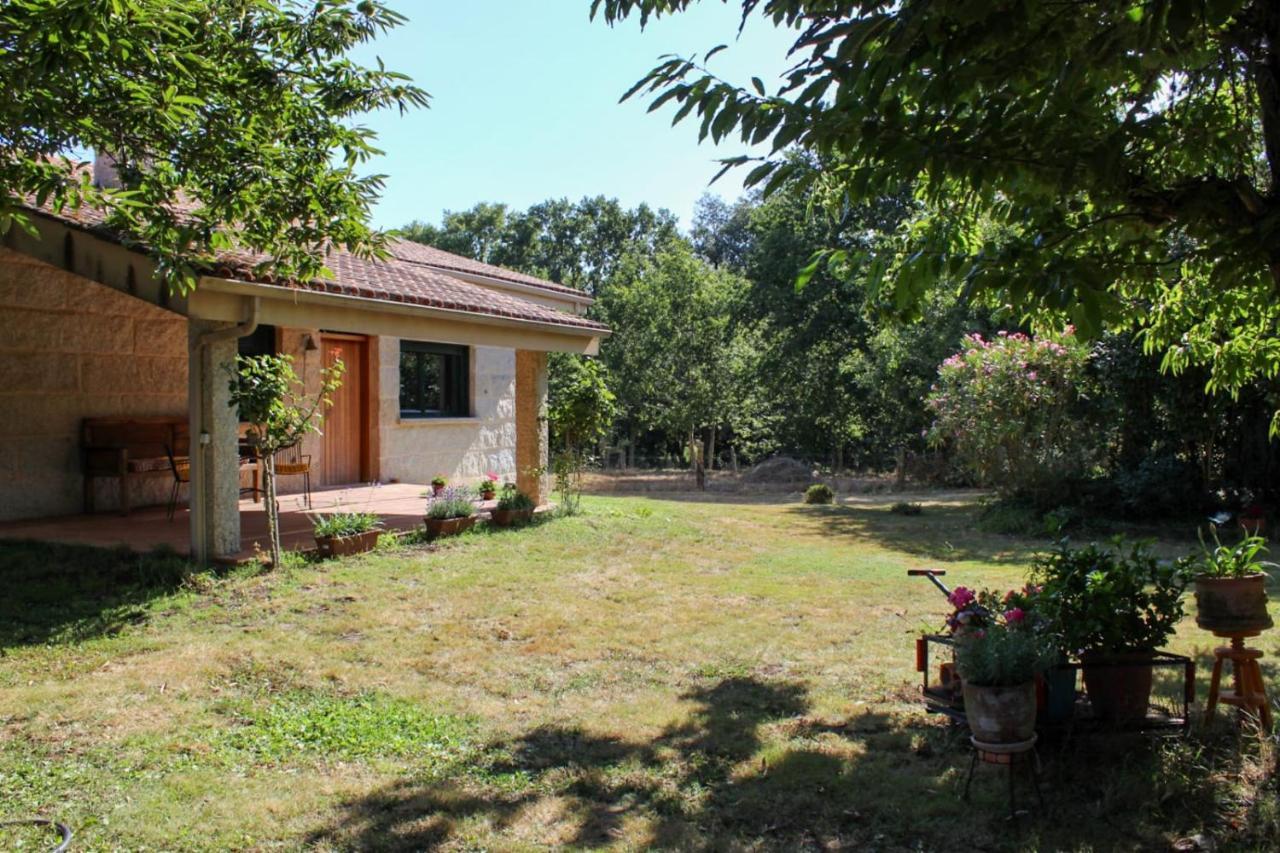 הוילה אורנסה Casa Ascampinas מראה חיצוני תמונה